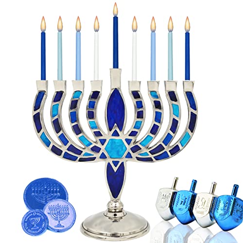 Een cartoon tekening van een blauwe menorah met de woorden joods erop Een cartoon tekening van een blauwe menorah met de woorden joods erop
